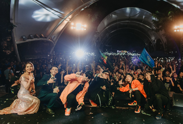 Màn chào đón tân sinh viên ấn tượng của ĐH Thăng Long-7