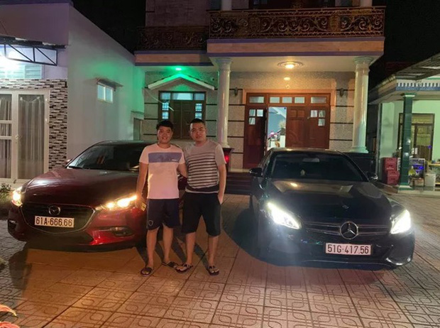 Chủ nhân chiếc Mazda 3 BKS 61A- 666.66 đã bán xe với giá 2 tỉ đồng sau khi chở người yêu mấy vòng-1