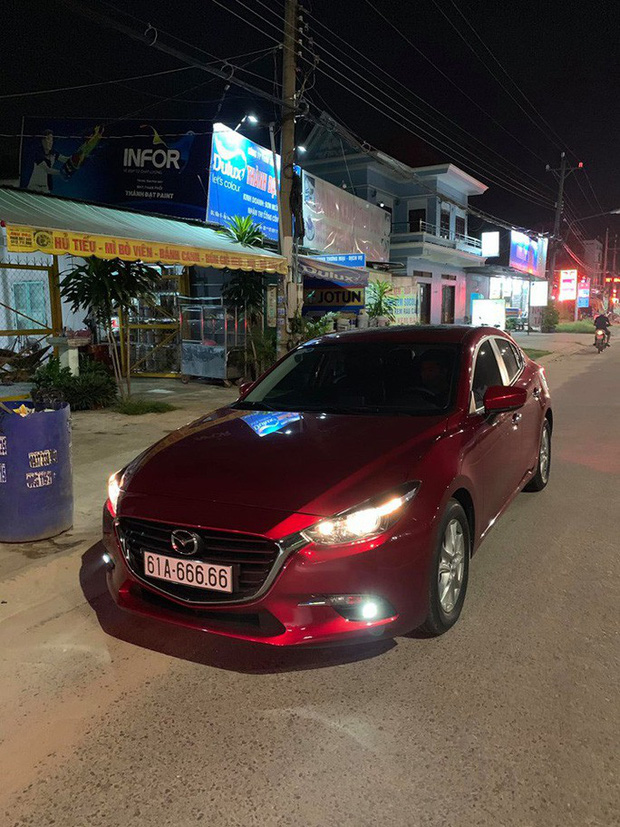 Chủ nhân chiếc Mazda 3 BKS 61A- 666.66 đã bán xe với giá 2 tỉ đồng sau khi chở người yêu mấy vòng-2
