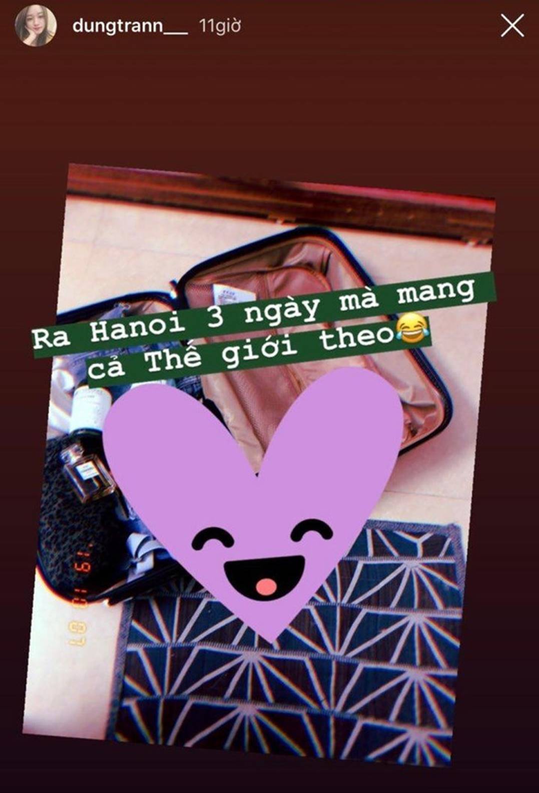 Dàn bạn gái cầu thủ đăng ảnh khoe vé VIP xem trận Việt Nam - Malaysia-1