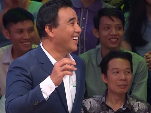 MC Quyền Linh vạ miệng: 'Tôi là thần tượng của anh Lại Văn Sâm'