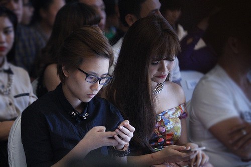 Ca sĩ Bích Phương ở tuổi 30: Giàu có, xinh đẹp nhưng bị nghi có mối quan hệ đồng giới-8