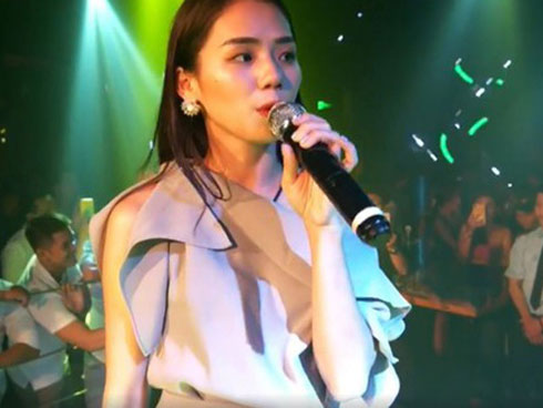 Giữa tâm bão bị chê hát dở, dân mạng đào lại clip Hương Ly hát live từng được Trấn Thành khen nức nở-5