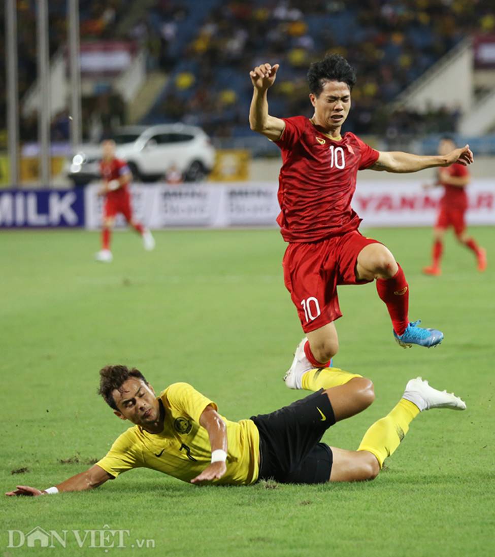 Ảnh: Những pha tấn công rực lửa và bàn thắng đẳng cấp của Quang Hải-10