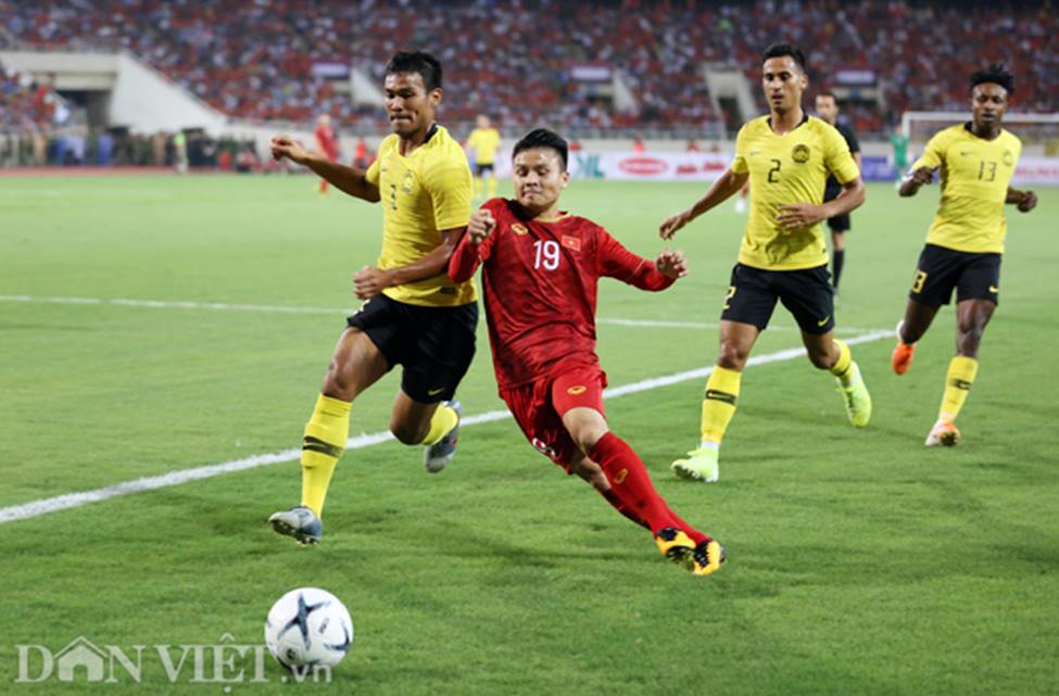 Ảnh: Những pha tấn công rực lửa và bàn thắng đẳng cấp của Quang Hải-9