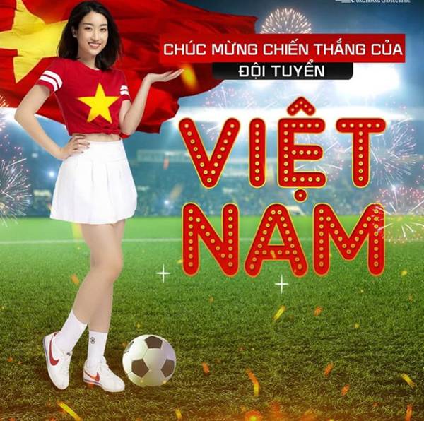 Minh Tú đốt mắt fans khi khoe body nóng bỏng với nội y ren xuyên thấu-9