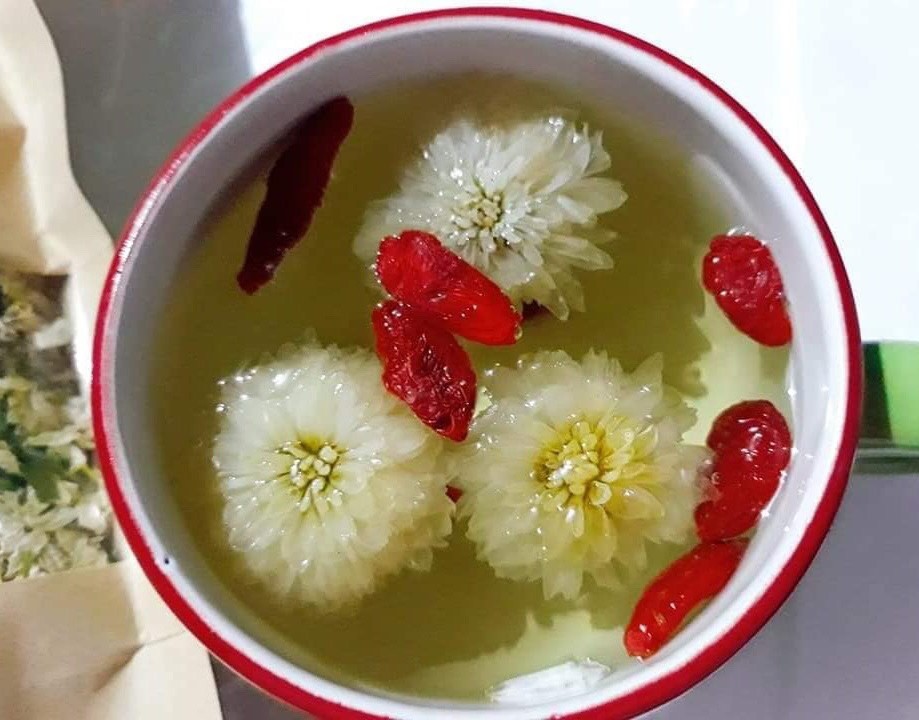 Trà hoa tiến vua, 2 triệu đồng/kg, nhà giàu uống dè từng bông-2