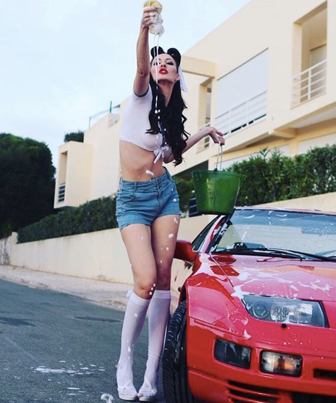 Nữ VĐV cao 2m03 chân dài nhất thế giới dấn thân táo bạo khi biết mình quá đẹp-5