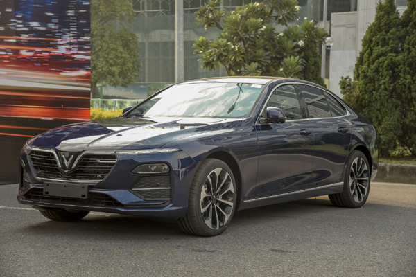 Bán hàng ‘kiểu VinFast’ - mua càng sớm càng lợi, nhận mãi không hết quà-2