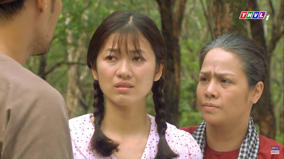 Tiếng sét trong mưa: Bị bắt lỗi nấu ăn chưa chín, cho bạn diễn nhai rau muống sống, Nhật Kim Anh lên tiếng-1