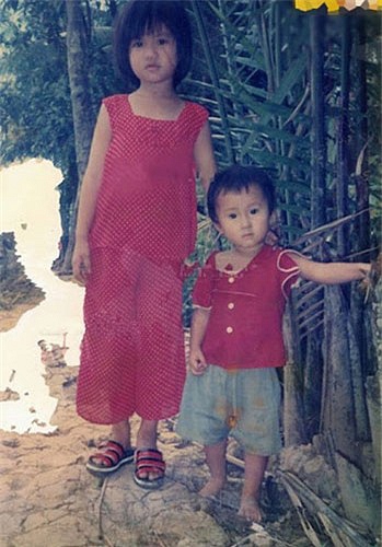 Ngắm ảnh thời thơ ấu của Ngọc Trinh-3