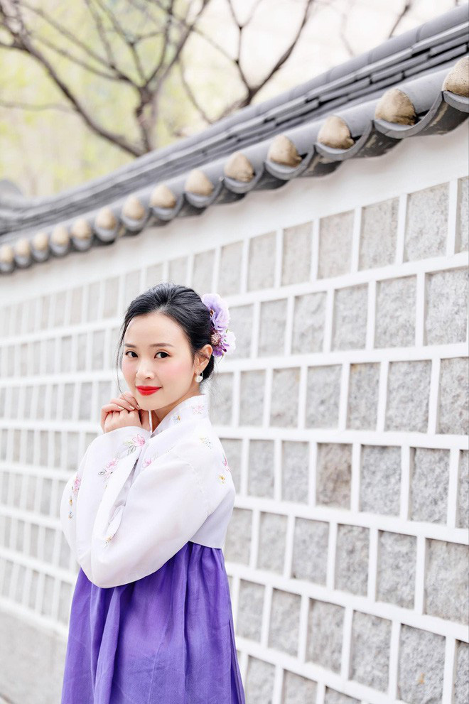 Loạt hotgirl học giỏi nức tiếng: Người từ thủ khoa ĐH đến gây xôn xao vì bảng điểm toàn 4, 5; người nhận học bổng du học-4