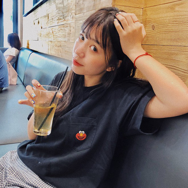 Loạt hotgirl học giỏi nức tiếng: Người từ thủ khoa ĐH đến gây xôn xao vì bảng điểm toàn 4, 5; người nhận học bổng du học-9