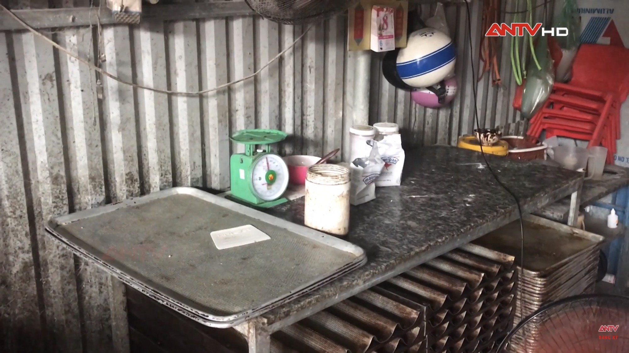 Chuyên gia rùng mình với loại bánh mì nóng giòn được tẩm hóa chất lạ” để nở to, chín nhanh hơn: Ăn nhiều cẩn thận biến đổi gen, mắc ung thư-6