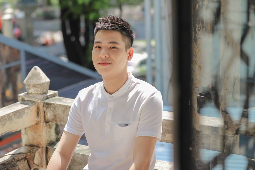 Vì sao những hiện tượng cover như Hoa Vinh thường sớm nở tối tàn?-3