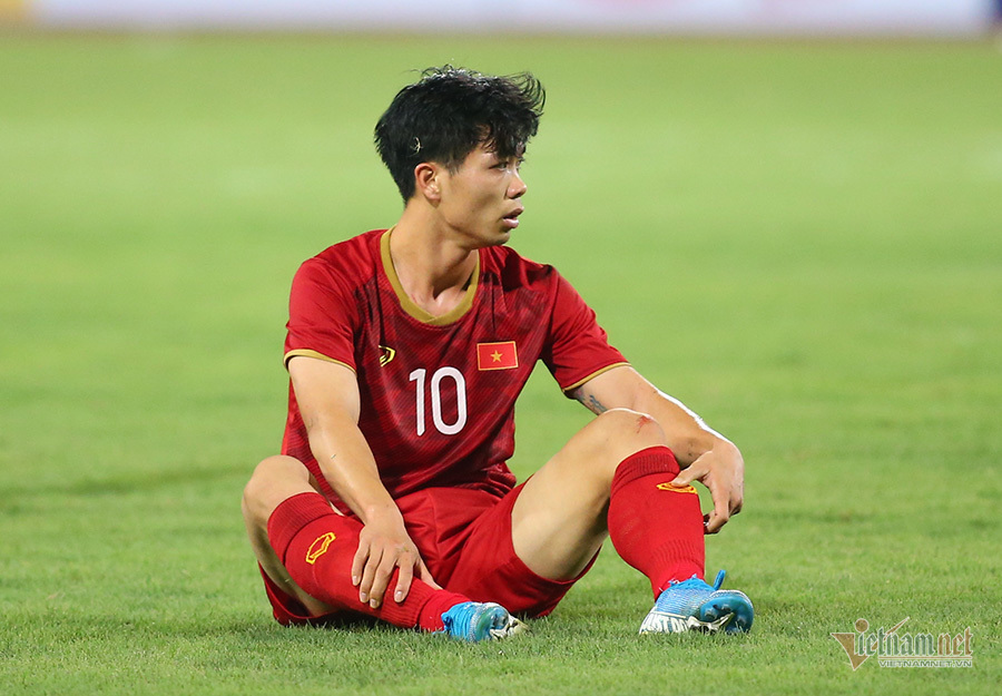 Tuyển Việt Nam: Công Phượng nhạt nhoà, ông Park biết cả đừng lo!-1
