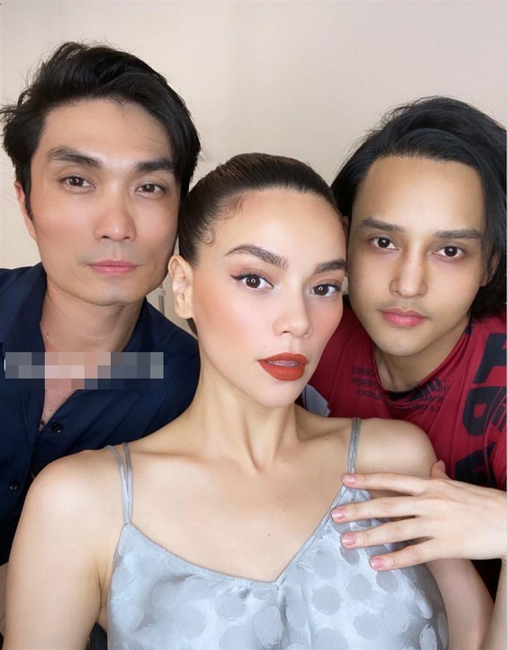 Đẹp hơn người vẫn lạm dụng photoshop, Hương Giang – Hồ Ngọc Hà không ngờ bị app phản-1