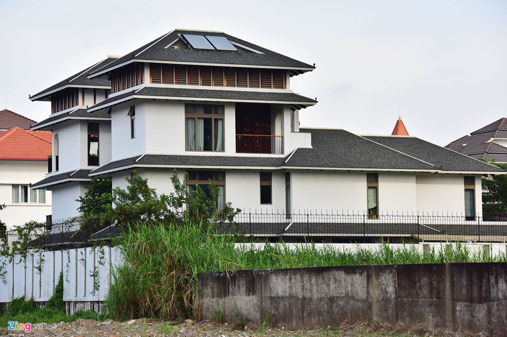 Cơ ngơi nhà Jonathan Hạnh Nguyễn và loạt biệt thự đắt đỏ tại Thảo Điền-14