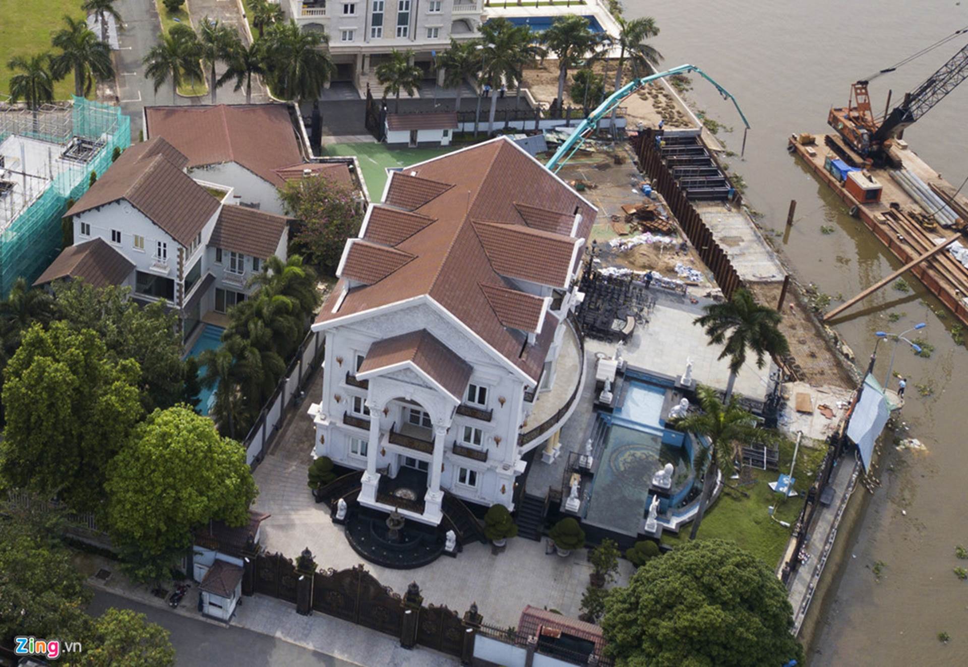 Cơ ngơi nhà Jonathan Hạnh Nguyễn và loạt biệt thự đắt đỏ tại Thảo Điền-7