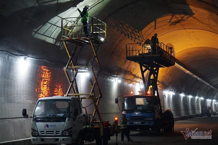 Chui vào hầm đường bộ hơn 7.200 tỷ, dài nhất Đông Nam Á-10