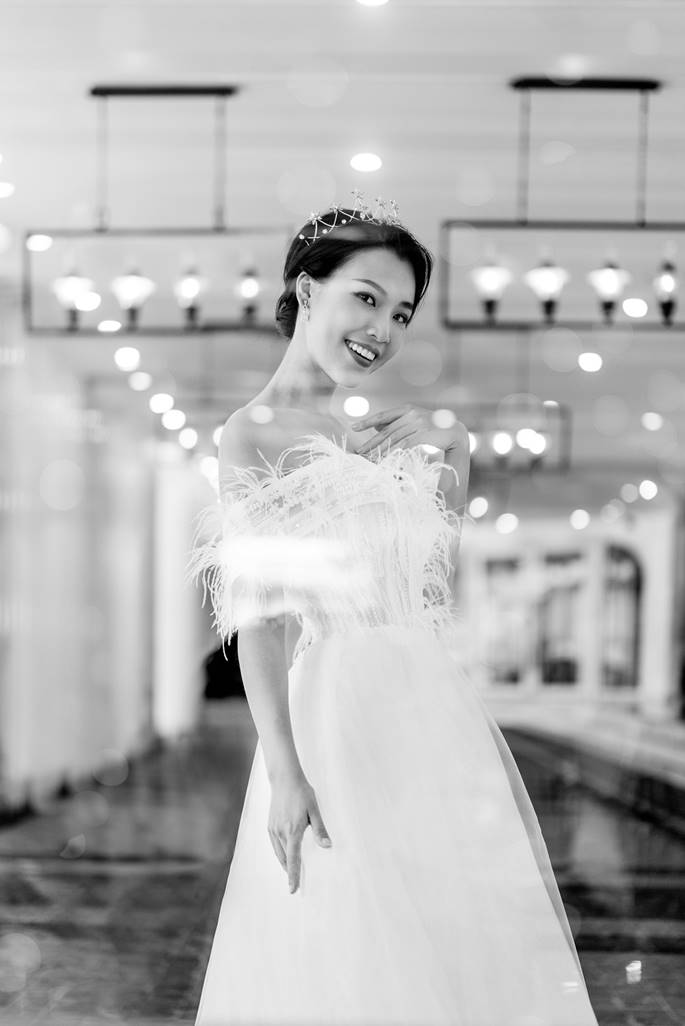 Á hậu Hoàng Oanh diện váy cưới, tiết lộ đám cưới trong mơ-7