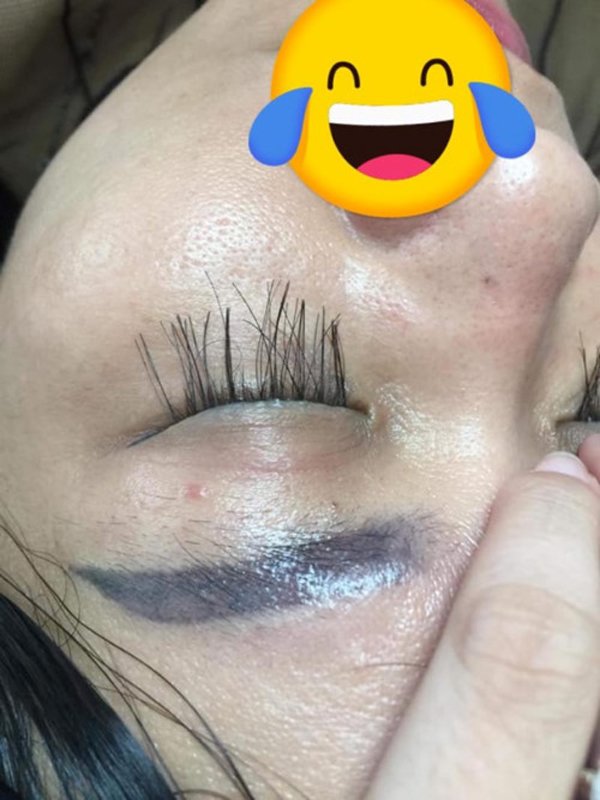 Lại thêm một hàng mi sâu róm nữa xuất hiện khiến cộng đồng mạng sởn da gà-6