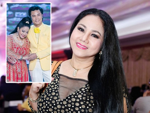 Nữ ca sĩ nhạc đồng quê Kacey Musgraves gây bức xúc khi mặc áo dài Việt Nam nhưng quên mặc quần-7