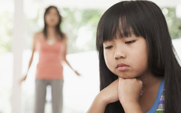 Nói rát cổ mà con vẫn giả vờ điếc, đừng vội đánh mắng vì nguyên nhân sâu xa có thể từ chính bố mẹ-1