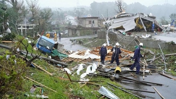 Siêu bão Hagibis chính thức đổ bộ vào Nhật Bản, khiến ít nhất 1 người chết, 33 người bị thương, dự kiến xả đập khiến nguy cơ lũ lụt trên diện rộng-2