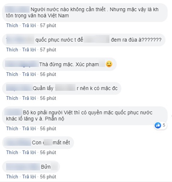 Nữ ca sĩ nhạc đồng quê Kacey Musgraves gây bức xúc khi mặc áo dài Việt Nam nhưng quên mặc quần-2