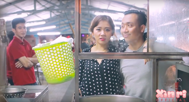 Là MC có thu nhập khủng nhất nhì Việt Nam nhưng Trấn Thành ăn uống lại cực giản dị, toàn rủ bạn bè đi ăn đồ vỉa hè bình dân-10