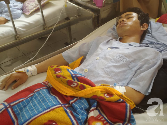 Bế tắc vì cảnh nghèo, con trai uống thuốc trừ sâu tự tử khiến người mẹ rụng rời tìm tiền cứu chữa-7