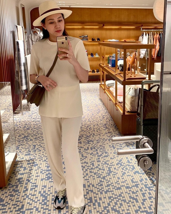 Chân dài miền Tây làm đám cưới 7 tỷ với thiếu gia Hà thành sống sang chảnh khó ngờ-19