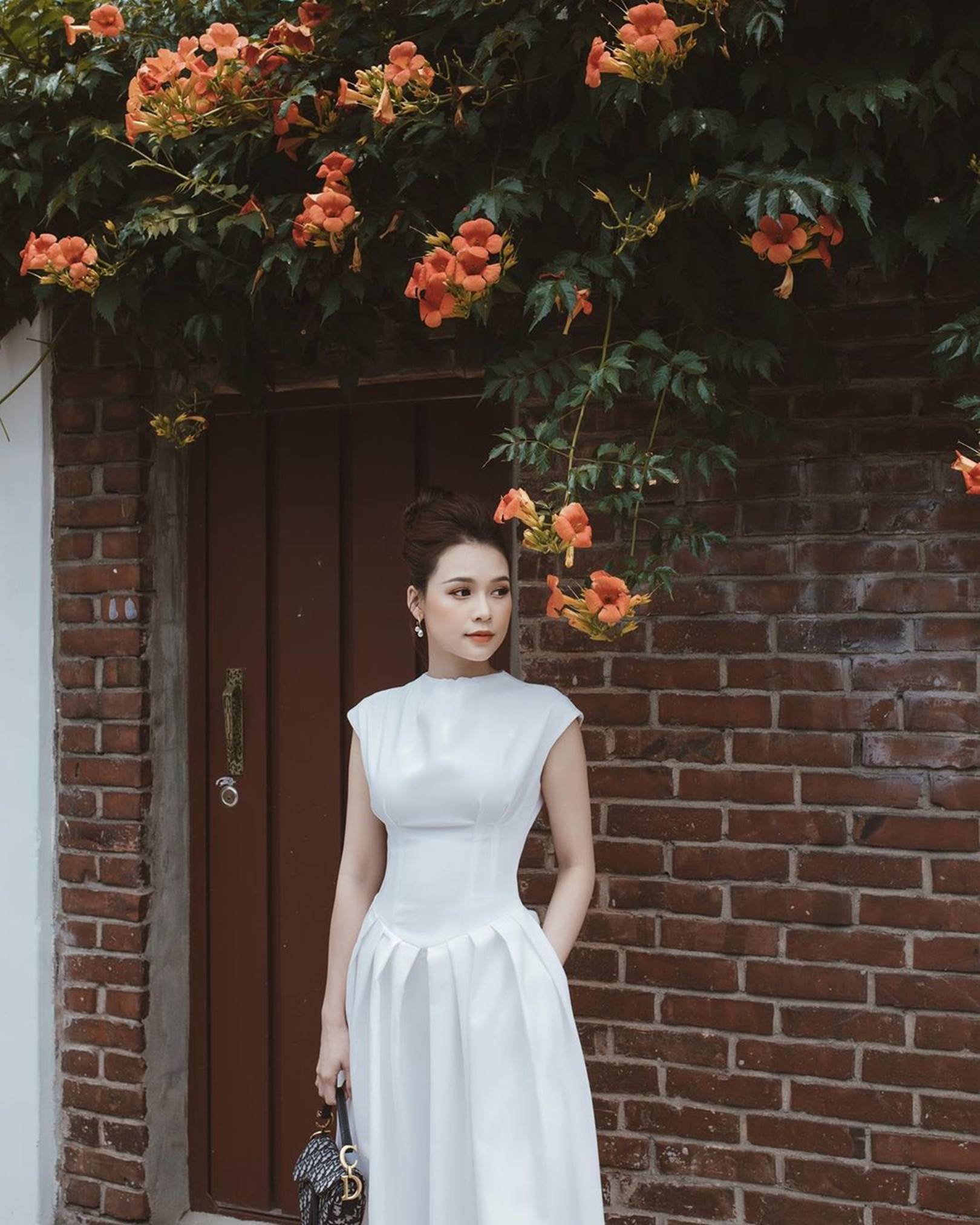 Sam chăm biến hóa style thế này, bảo sao dân tình ngắm hoài không chán-1