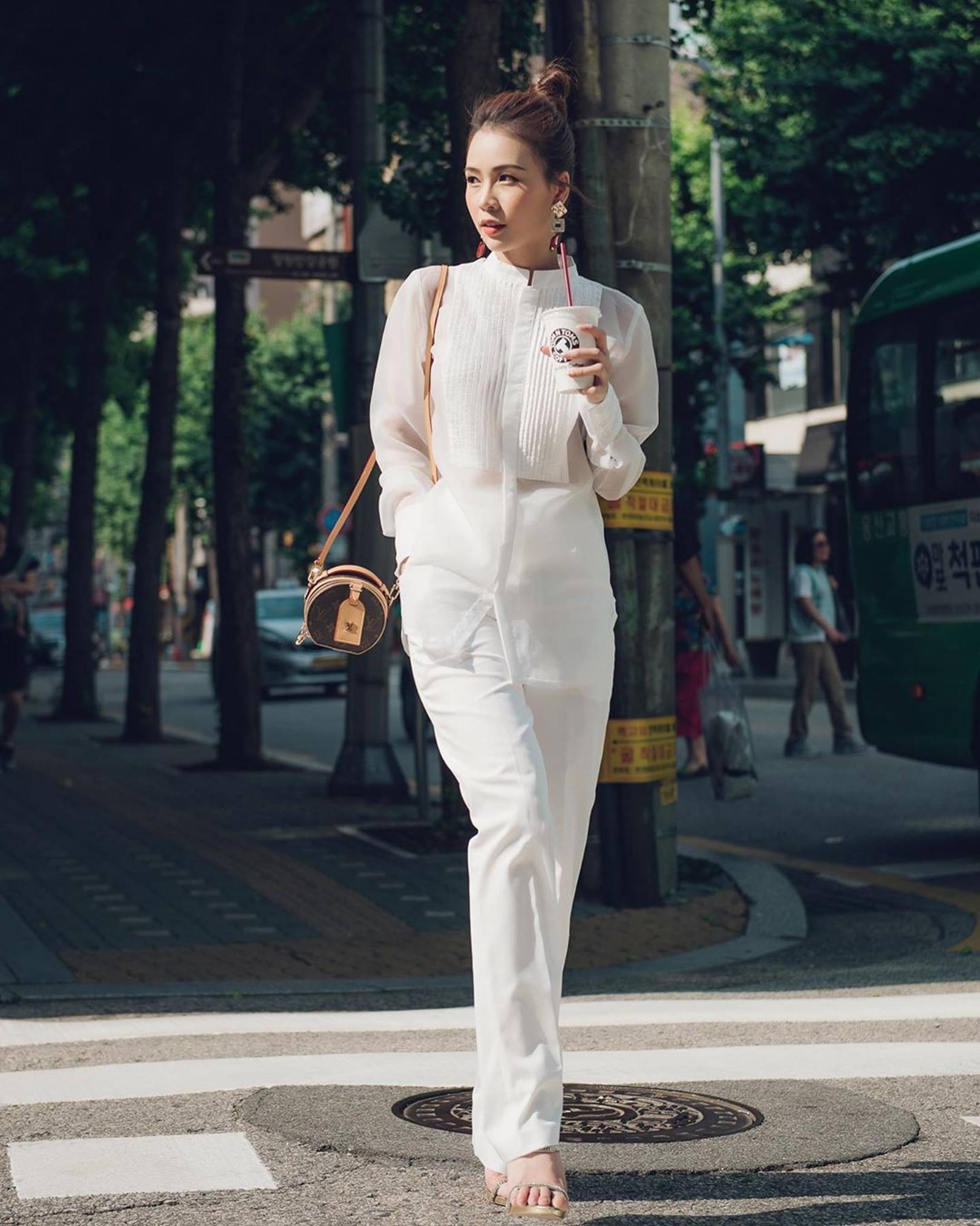 Sam chăm biến hóa style thế này, bảo sao dân tình ngắm hoài không chán-7