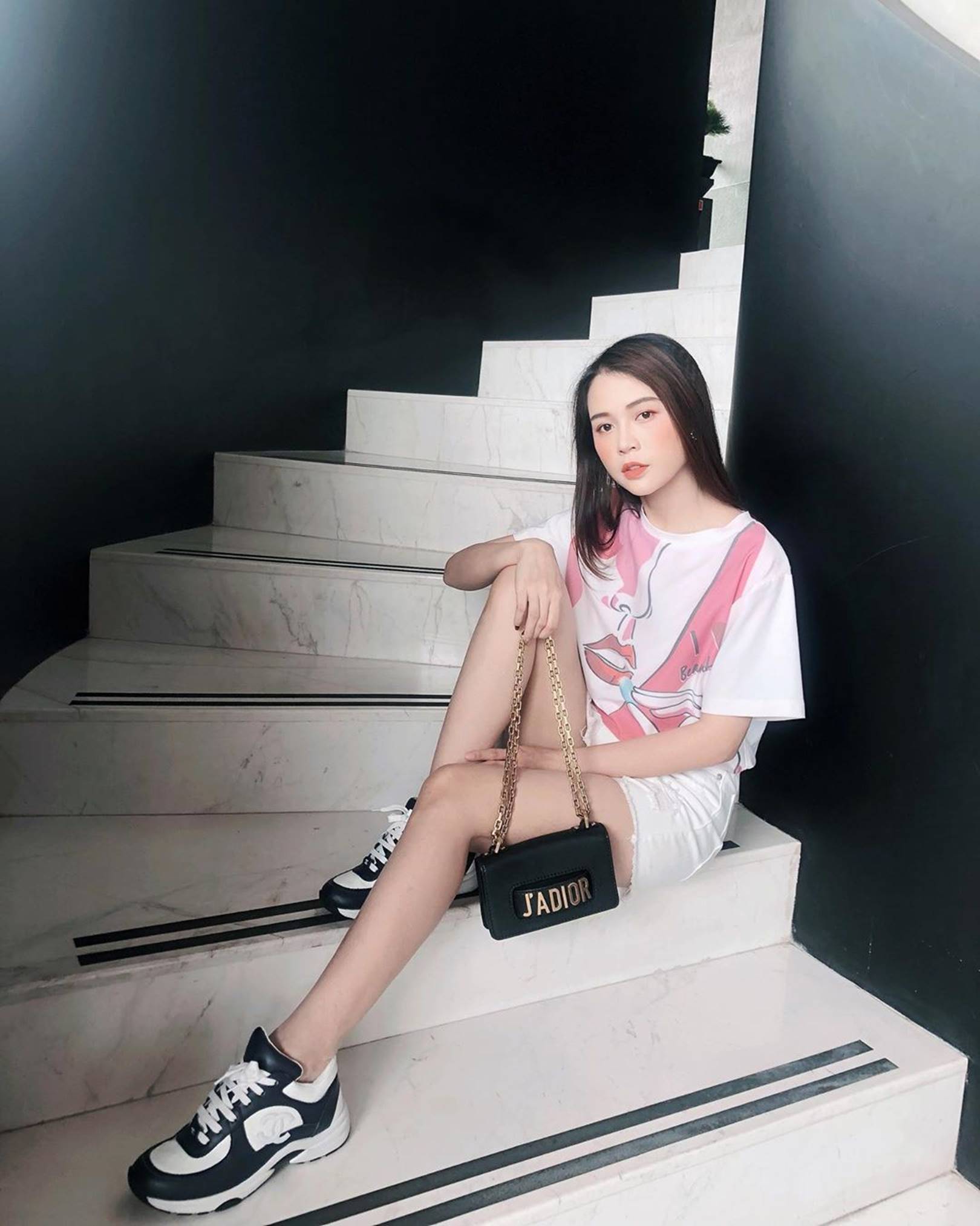 Sam chăm biến hóa style thế này, bảo sao dân tình ngắm hoài không chán-10