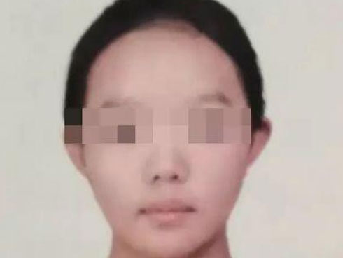 Người phụ nữ 27 tuổi tuyệt vọng quyết định tự tử, hình ảnh cô chạy lao ra đường ray nằm chờ xe lửa khiến ai cũng ám ảnh-5