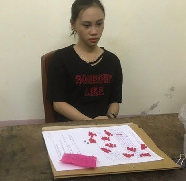 Tiết lộ về 2 hotgirl” 9X tàng trữ, vận chuyển ma túy vừa sa lưới-2