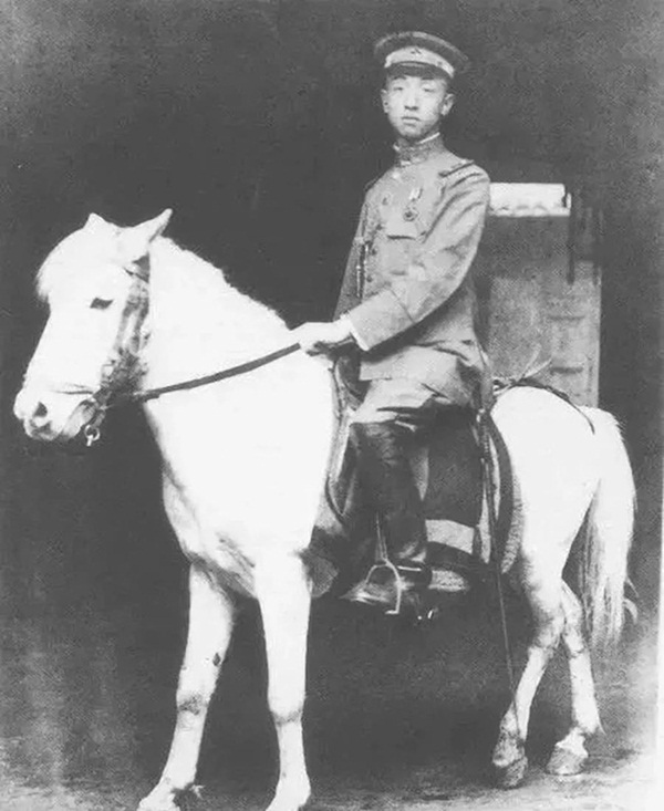 Xuất thân thanh lâu, 15 tuổi cưới chồng Tổng tư lệnh quyền lực, người phụ nữ vẫn quyết tâm ly hôn và một tay gây dựng nên đế chế kinh doanh lẫy lừng đất Thượng Hải-2