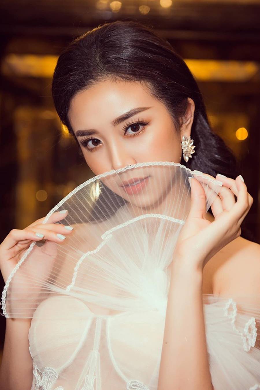 Tiểu Vy, Phương Nga, Thúy An đọ sắc với váy cắt xẻ táo bạo và gợi cảm-12