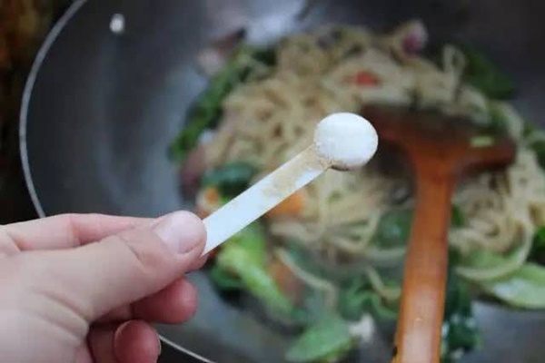 Một nắm muối gây ra 9 loại bệnh và 5 cách ăn muối tốt cho sức khỏe-4