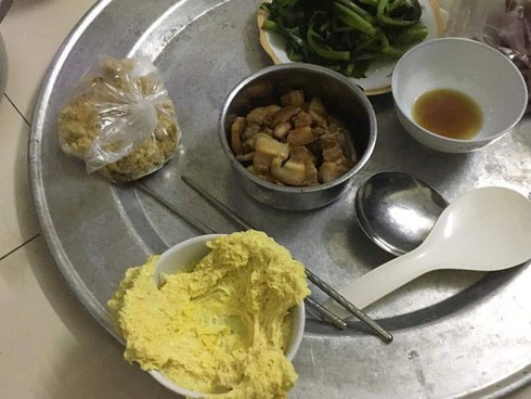 Vợ đảm làm món trứng hấp trong nồi chờ chồng về thưởng thức, ai ngờ chồng 