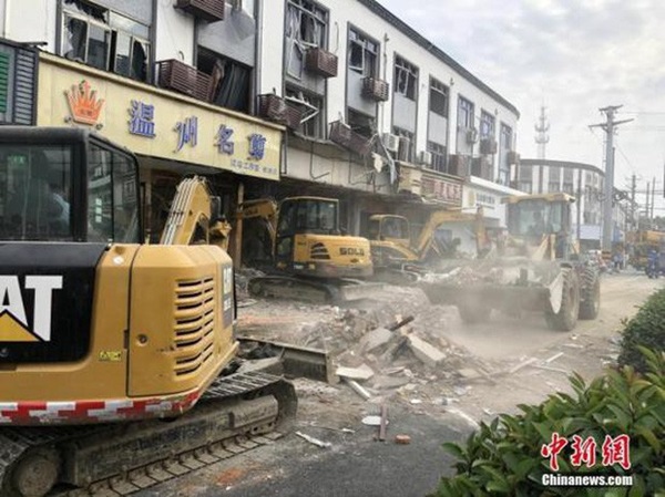 Nổ gas kinh hoàng tại quán ăn vặt khiến 9 người tử vong và 10 người bị thương, nguyên nhân vẫn chưa được tiết lộ-1