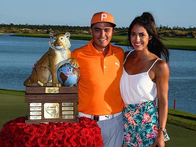 Tiếc ngẩn ngơ tiên nữ nhảy sào đẹp nhất thế giới đã bị trói buộc-2