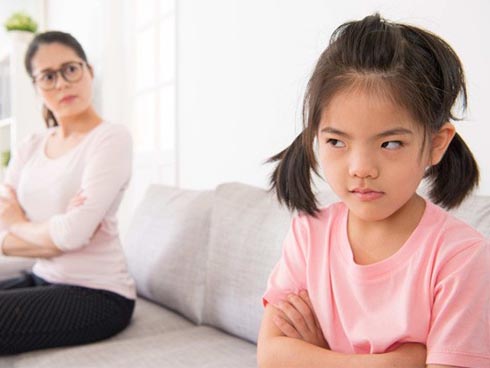 Tại sao những đứa trẻ lúc nhỏ biểu hiện càng ngoan, càng hiểu chuyện thì sau khi lớn lên lại càng có nhiều vấn đề tâm lý, dễ hư hỏng?-3