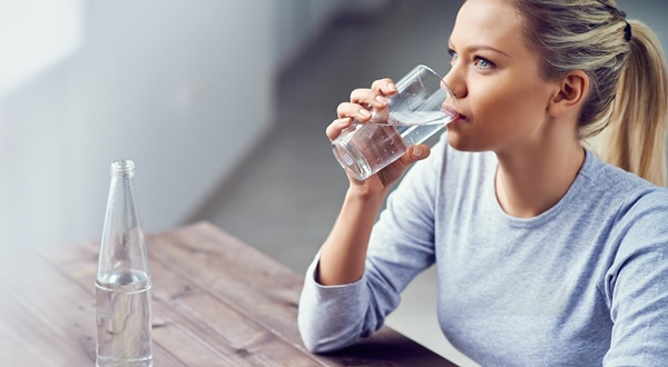 Ít người biết 4 thời điểm bổ sung nước mang lại lợi ích vàng cho cơ thể-2