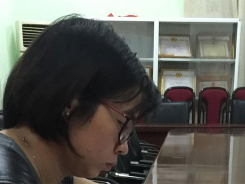 Đang ngồi ăn sáng cùng con, bố bất ngờ nhận tin nhắn thông báo từ trường Sakura - cùng hệ thống Gateway: Con đã đến lớp rồi bố mẹ nhé-4