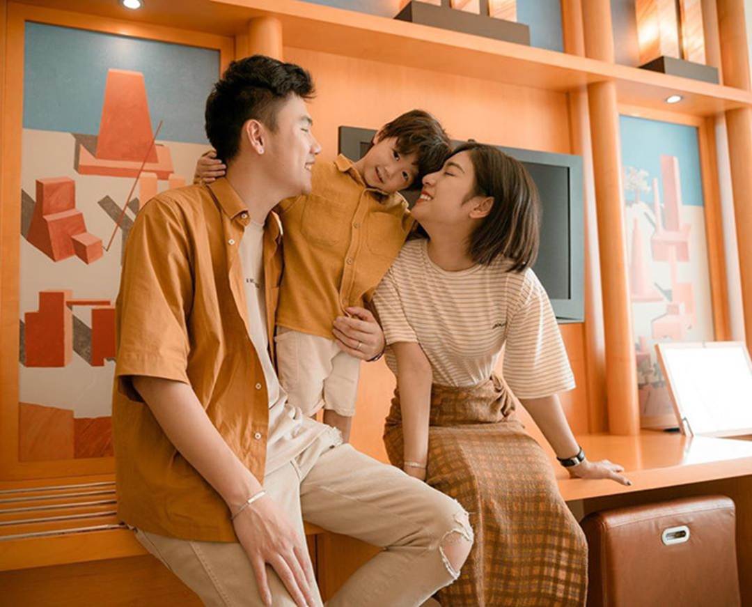 3 hot girl cân cùng lúc đủ nghề từ mẫu ảnh, diễn viên đến MC, ca sĩ-11