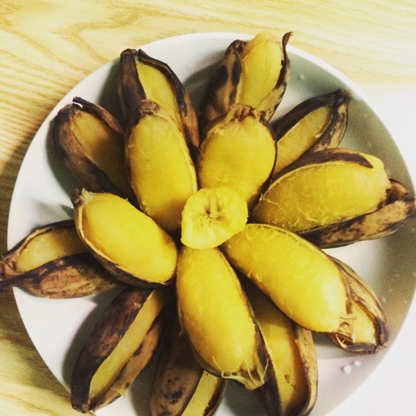 Mua chuối về cho lên bếp, luộc ăn thay cơm, tuần trước 50kg cuối tuần sau chỉ còn 45kg-5