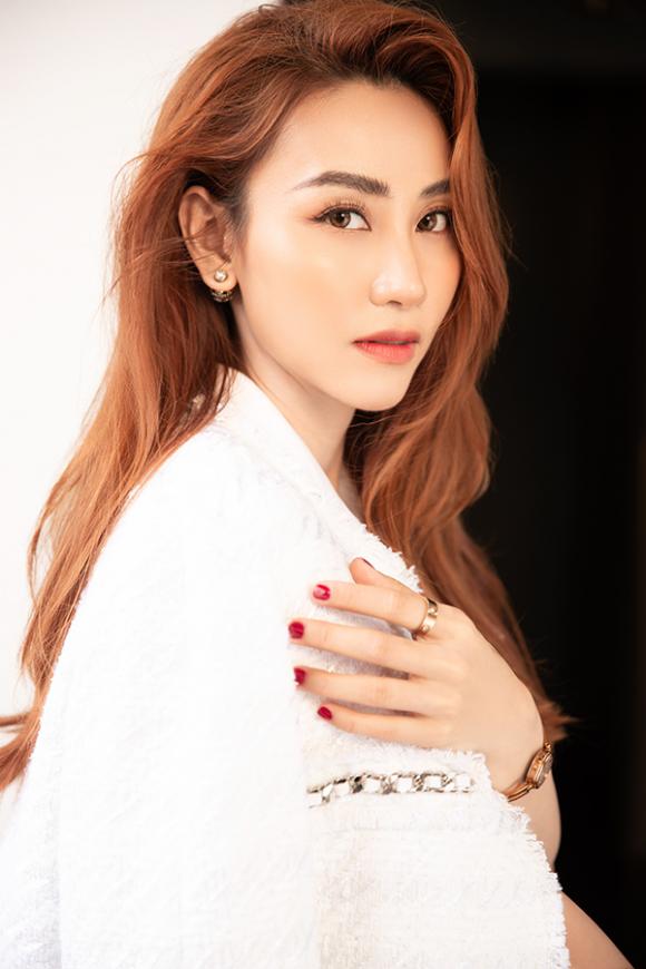 Ngân Khánh tái xuất quyến rũ mừng sinh nhật tuổi 34-5